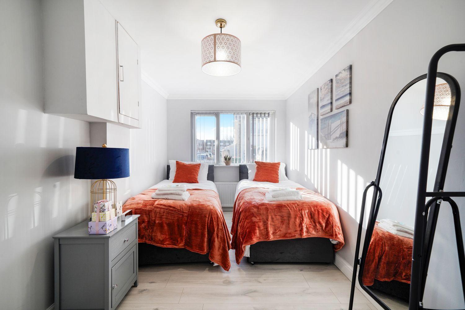 Spacious, 4 Bed, Garden, Parking, Excel London Ngoại thất bức ảnh